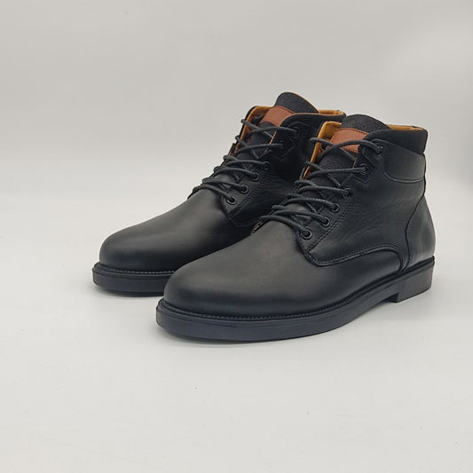 Classic Leather Boot